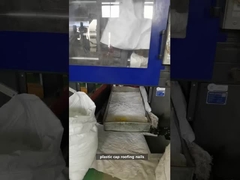 Wielobarwne małe plastikowe gwoździe z kołpakami Dostosowana długość Odporność na korozję